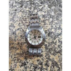 USED CASIO (4303) WVQ-200HA  WAVE CEPTOR WATCH *NEEDS NEW Battery*